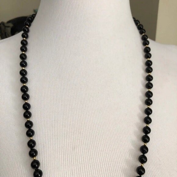 Knotted Cotton Strung Black Glass Bead Necklace - Picture 4 of 8